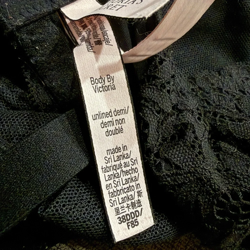 Body By Victoria: Unlined Demi Lace Bra 38DDD (Set of 4) - Picture 4 of 4